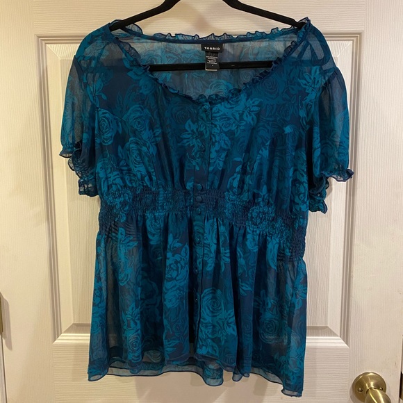 torrid Tops - Torrid Floral Peplum Blouse - Sz 1